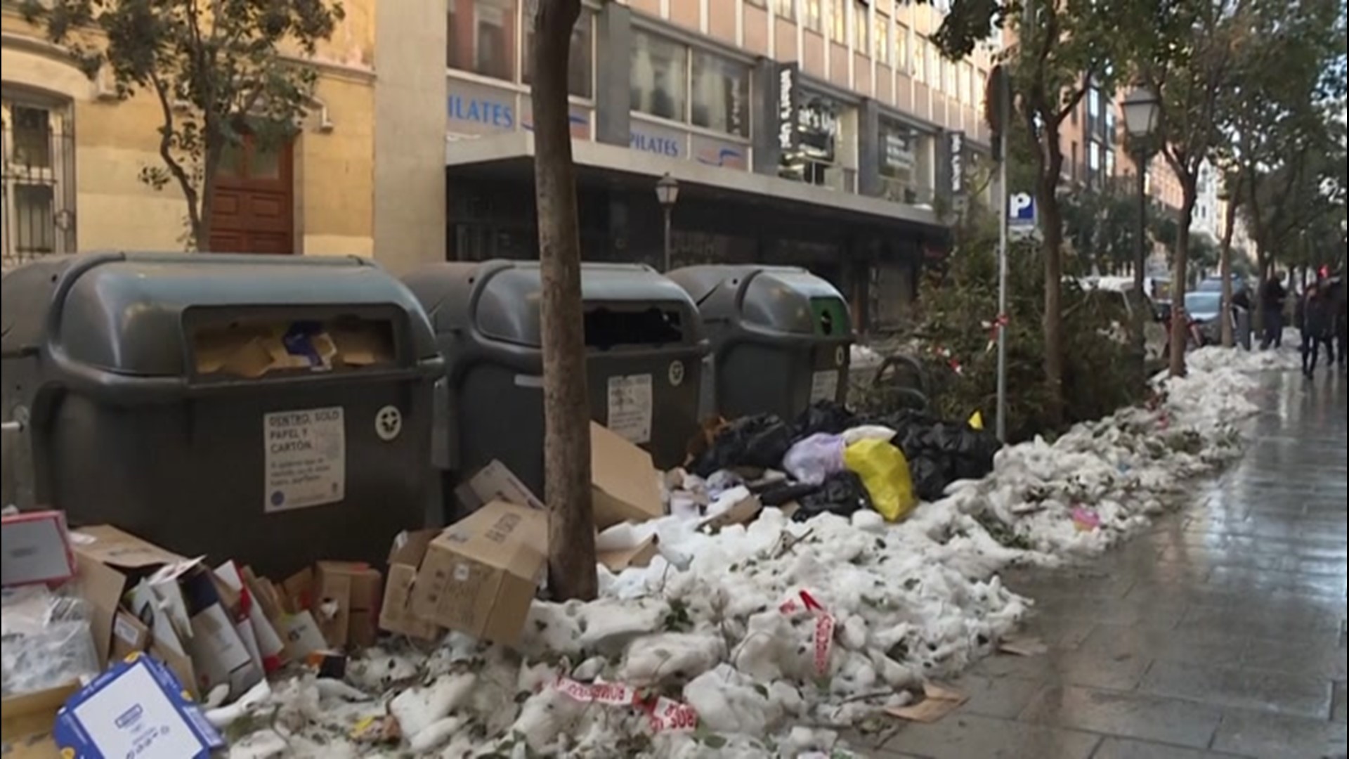 One week after the historic snowstorm Filomena, the Spanish capital of Madrid is still struggling to clean up the snow and ice that hit the area hard.