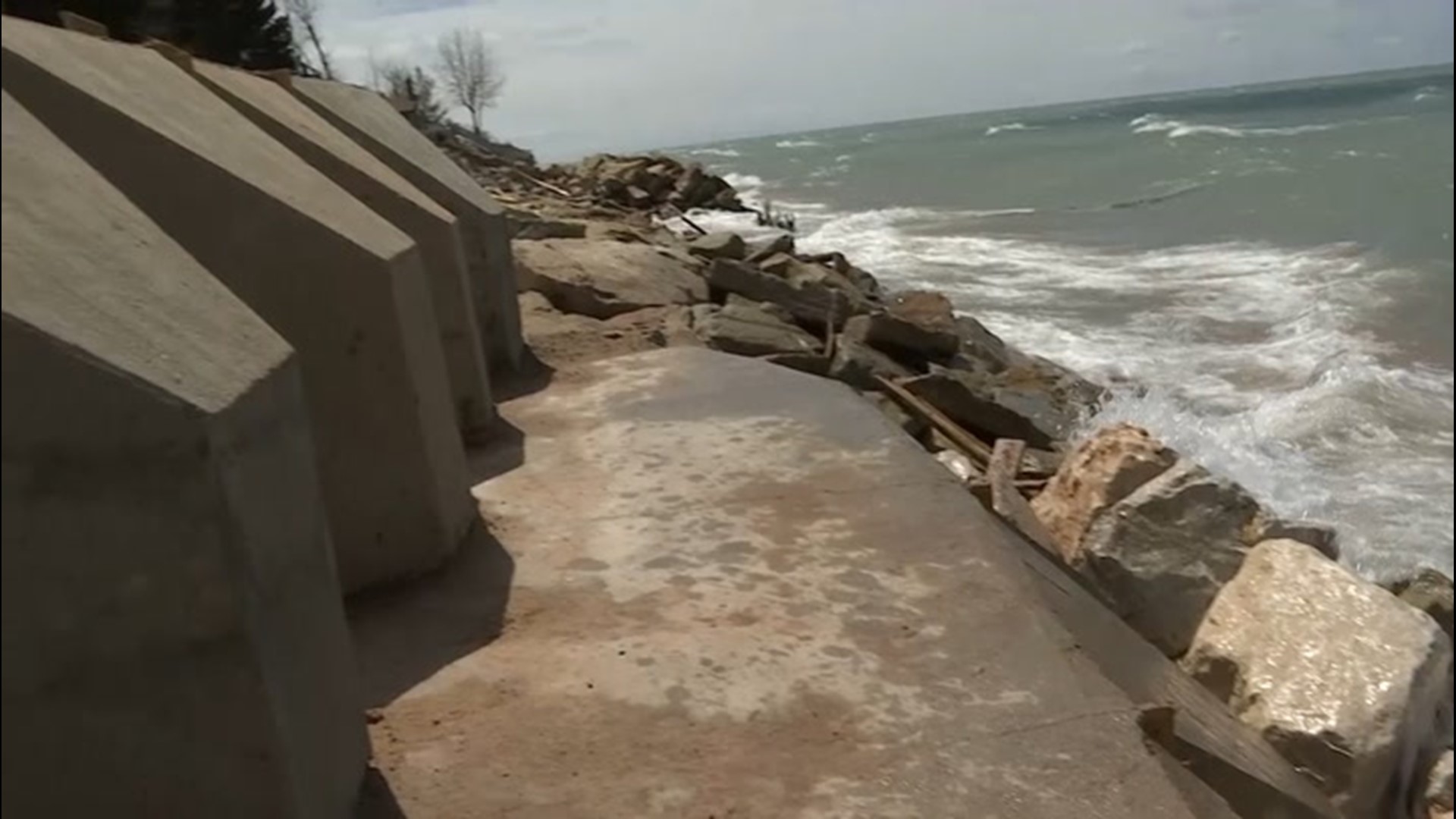 Next generation of sea wall design arrives in Michigan