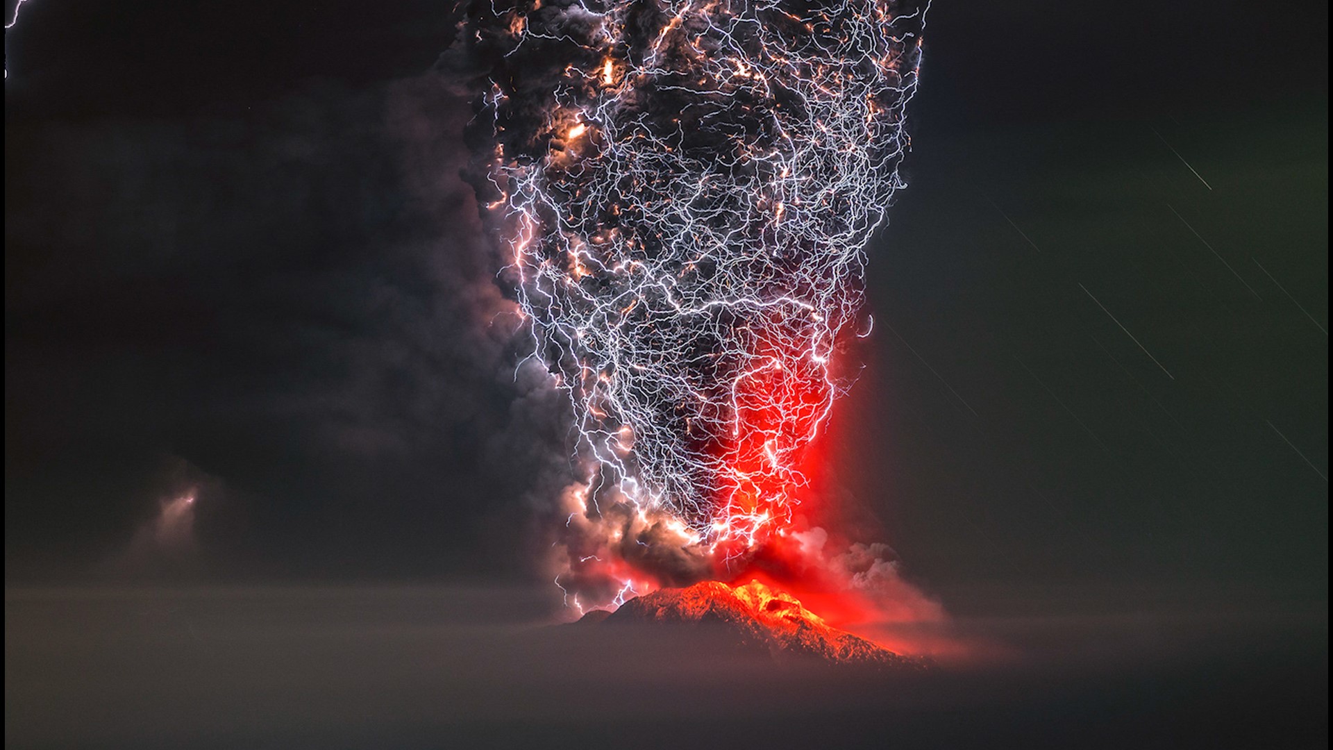 Photo Prize winning volcano  lightning storm image is 
