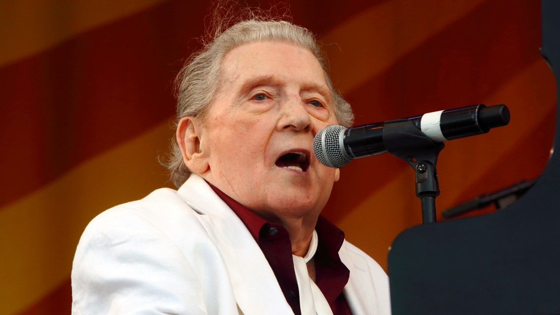 Judge dismisses most of lawsuit between Jerry Lee Lewis and his family |  