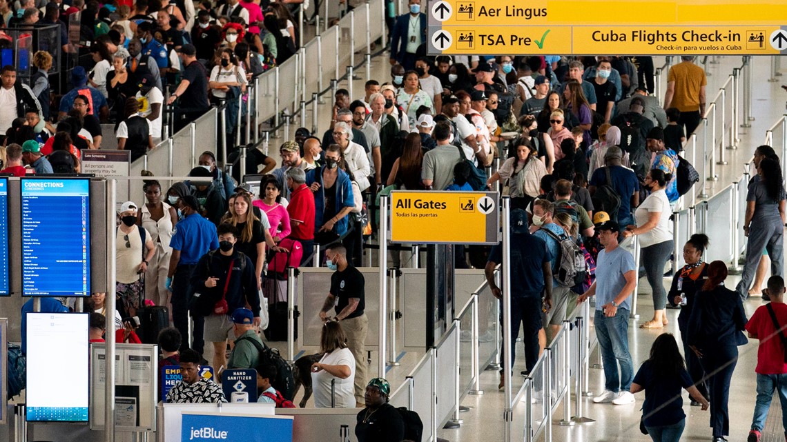 New DOT dashboard will show passengers what they're owed for flight delays, cancellations