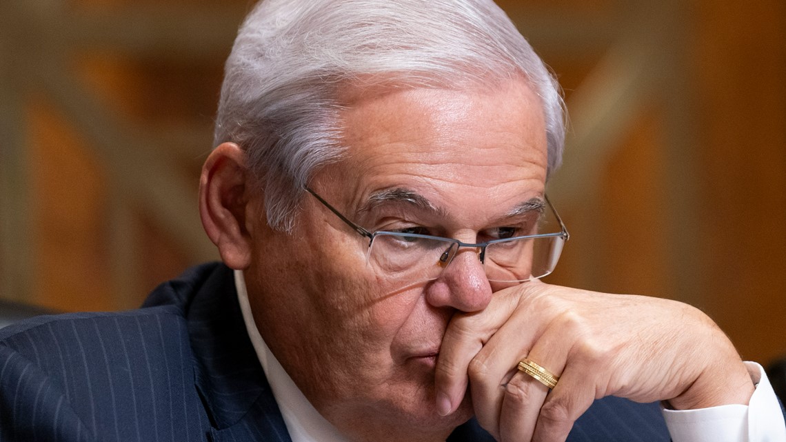 Prosecutors advocate for 15-year sentence for former Rep. Bob menendez ...