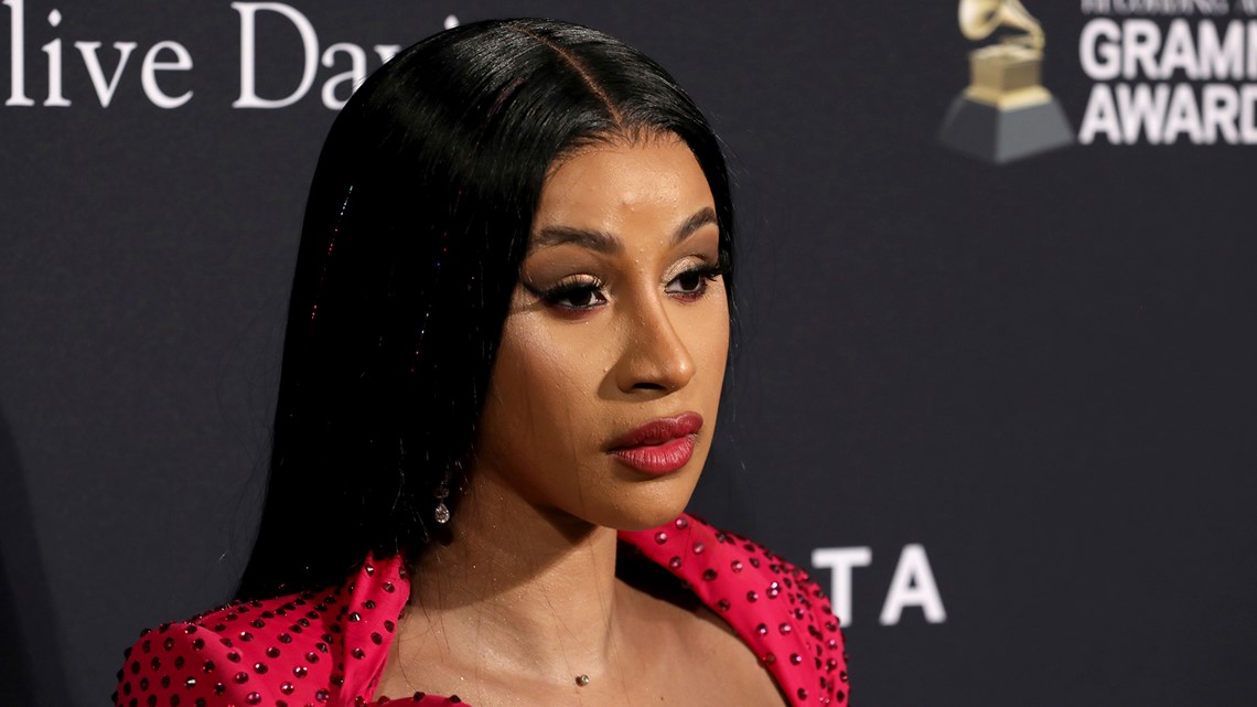 Super Bowl 2021: Cardi B joins u0027Wayneu0027s Worldu0027 in Uber Eats ad 