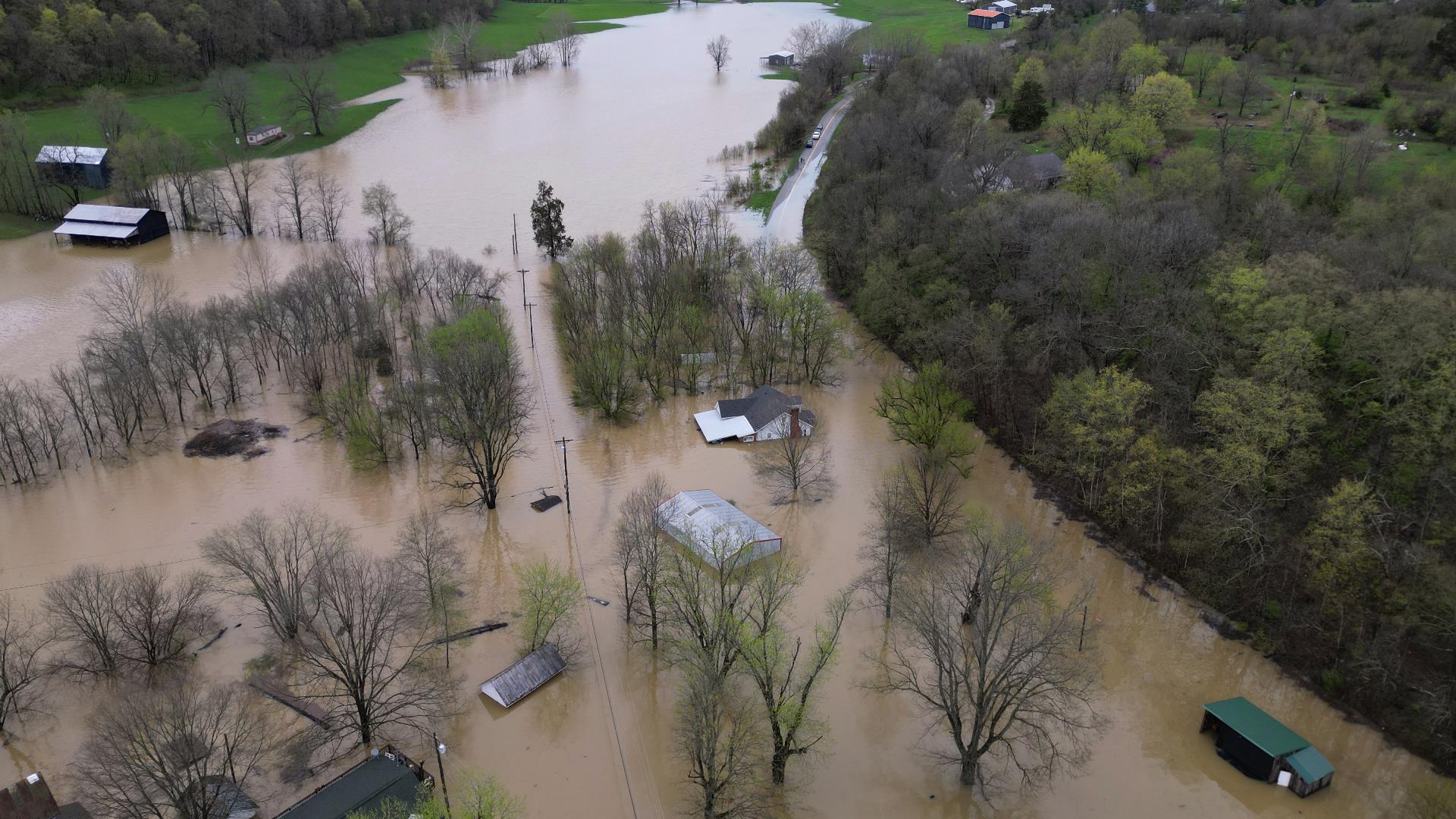 Deadly storms flood US South, Midwest | wusa9.com