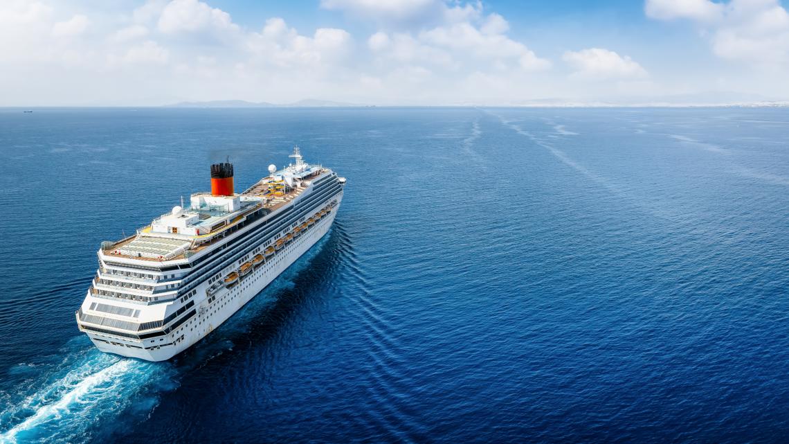 A suspected outbreak of the rare hantavirus on a cruise ship in the Atlantic kills 3 people