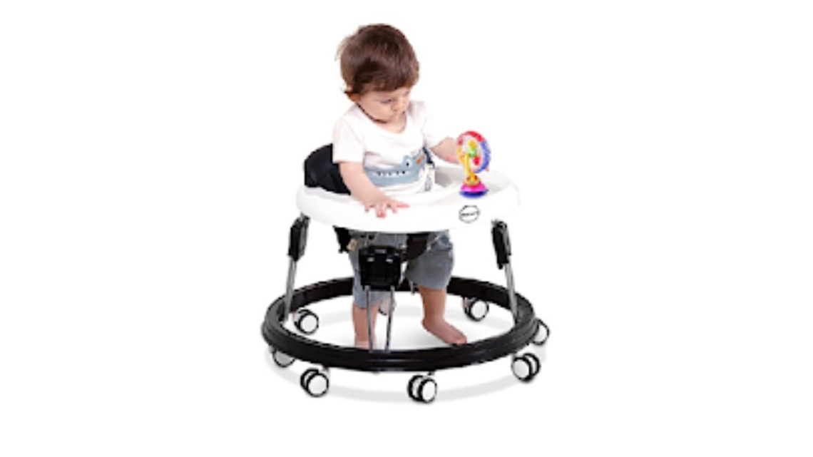 at what age baby can sit in walker