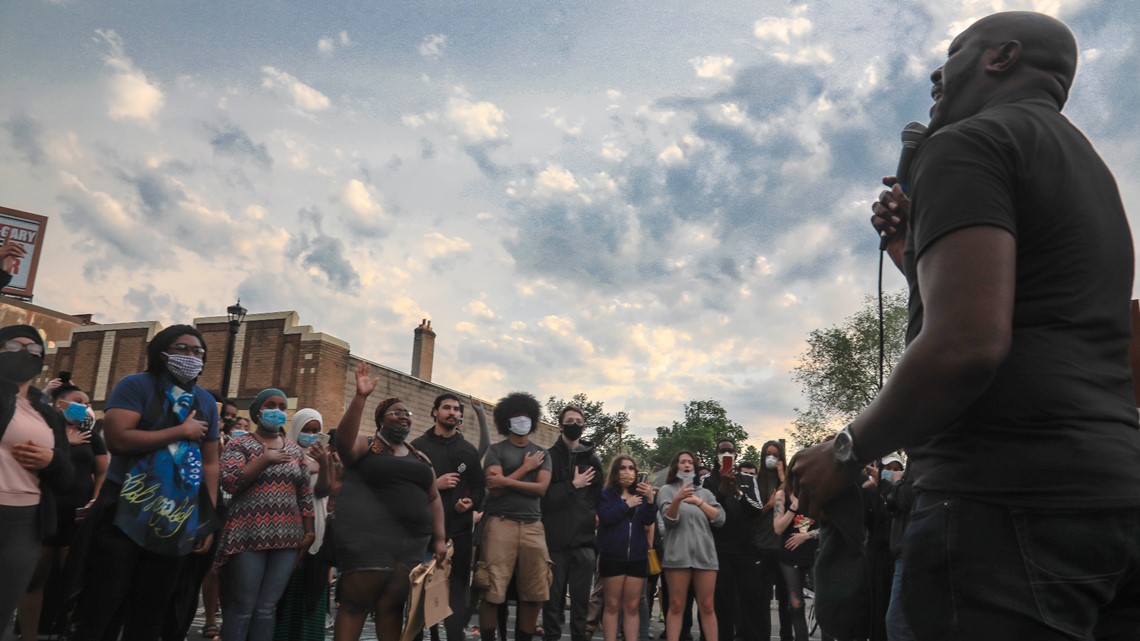 Black national anthem 'Lift Every Voice and Sing' igniting hope