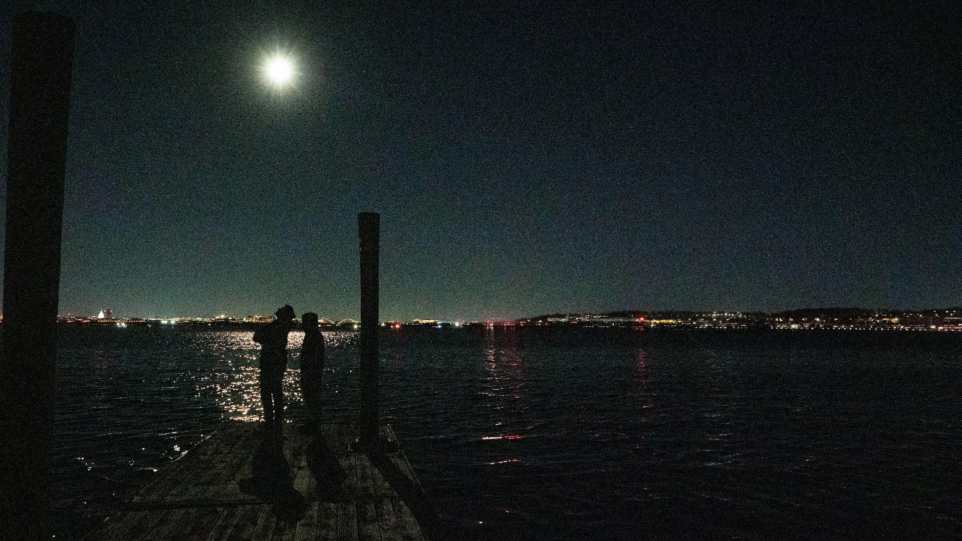 DC plane crash: More than two dozen bodies pulled from Potomac River ...