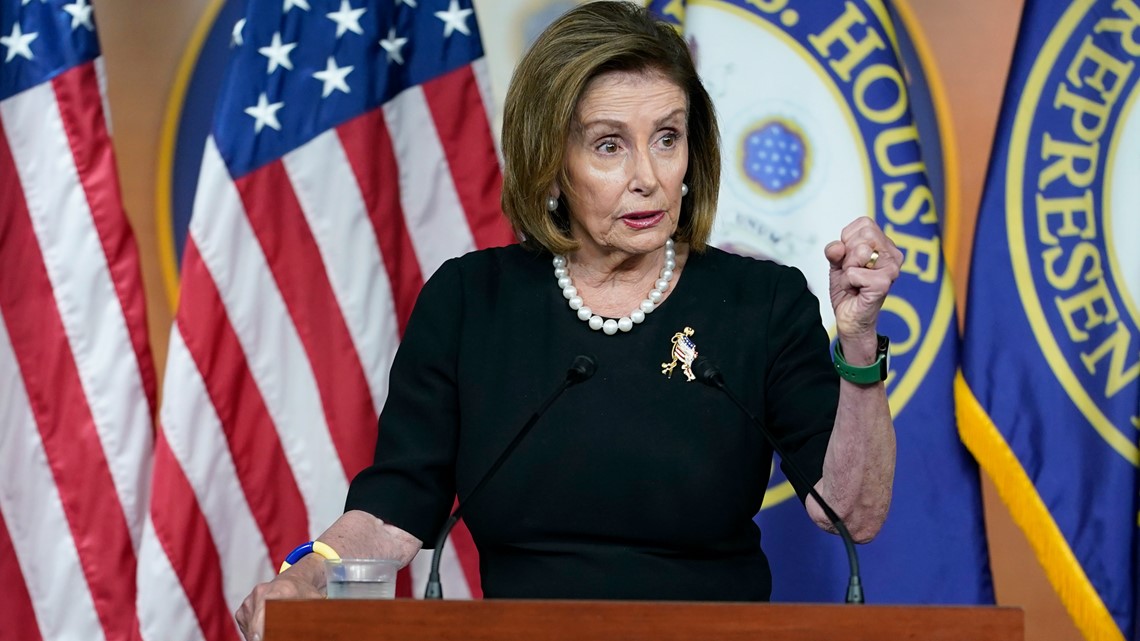 Pelosi believed headed to Taiwan despite China's threats
