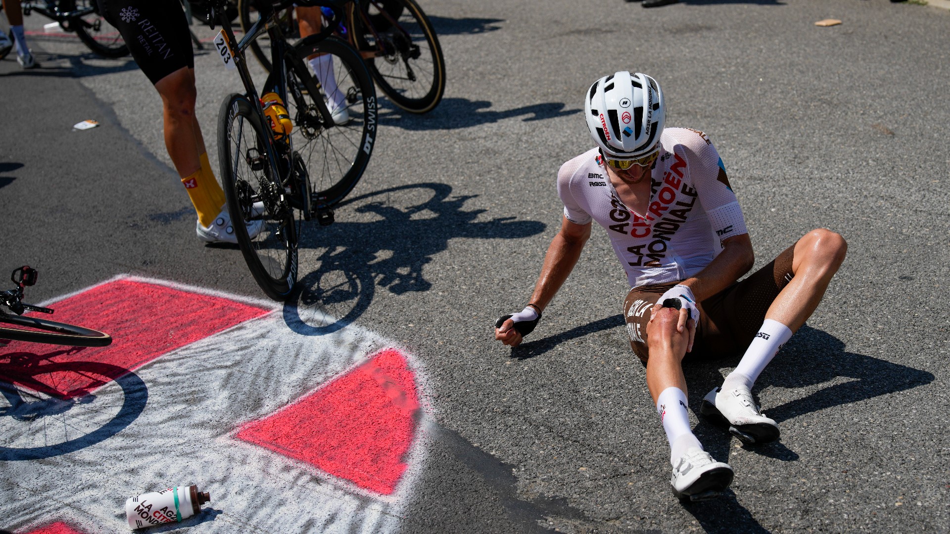 Tour de France stage 15: Fan appears to cause massive crash | wusa9.com