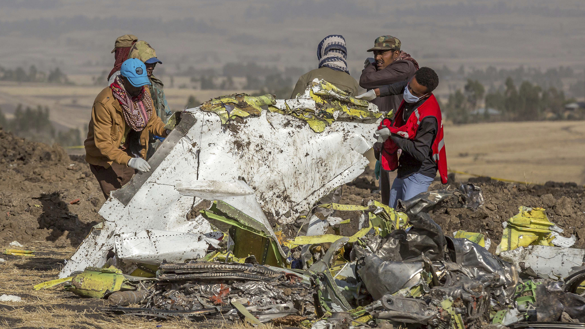 Boeing 737 MAX 8 crash FAA arrives to investigate