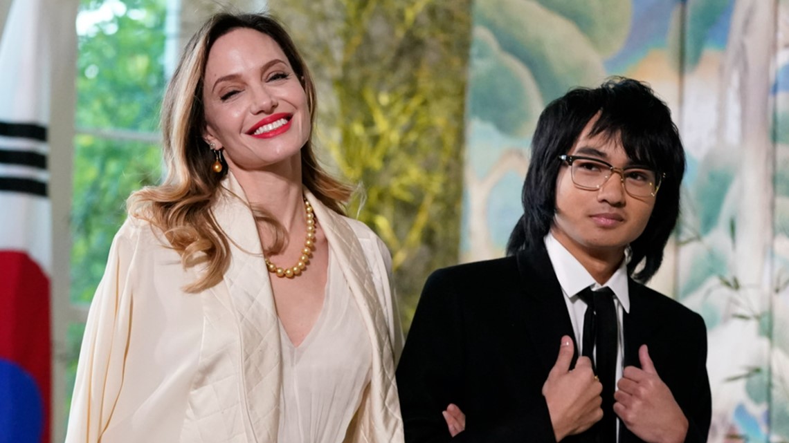 Celebrities turn out for state dinner with South Korean president - Vimarsana News