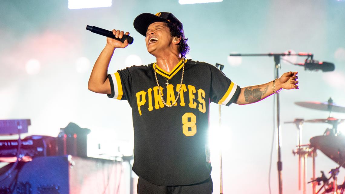 Bruno Mars announces massive 2026 stadium tour | wusa9.com