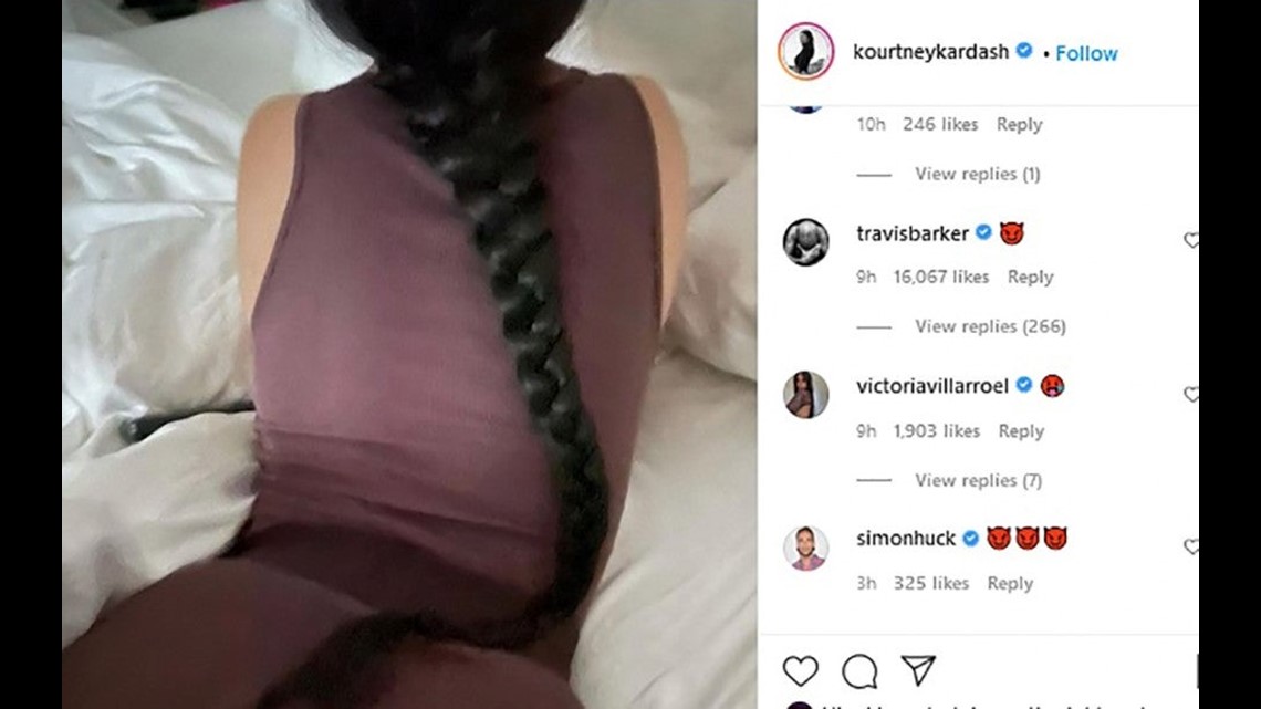 Travis Barker Gets Kourtney Kardashian Tattoo On His Chest Wusa9 Com