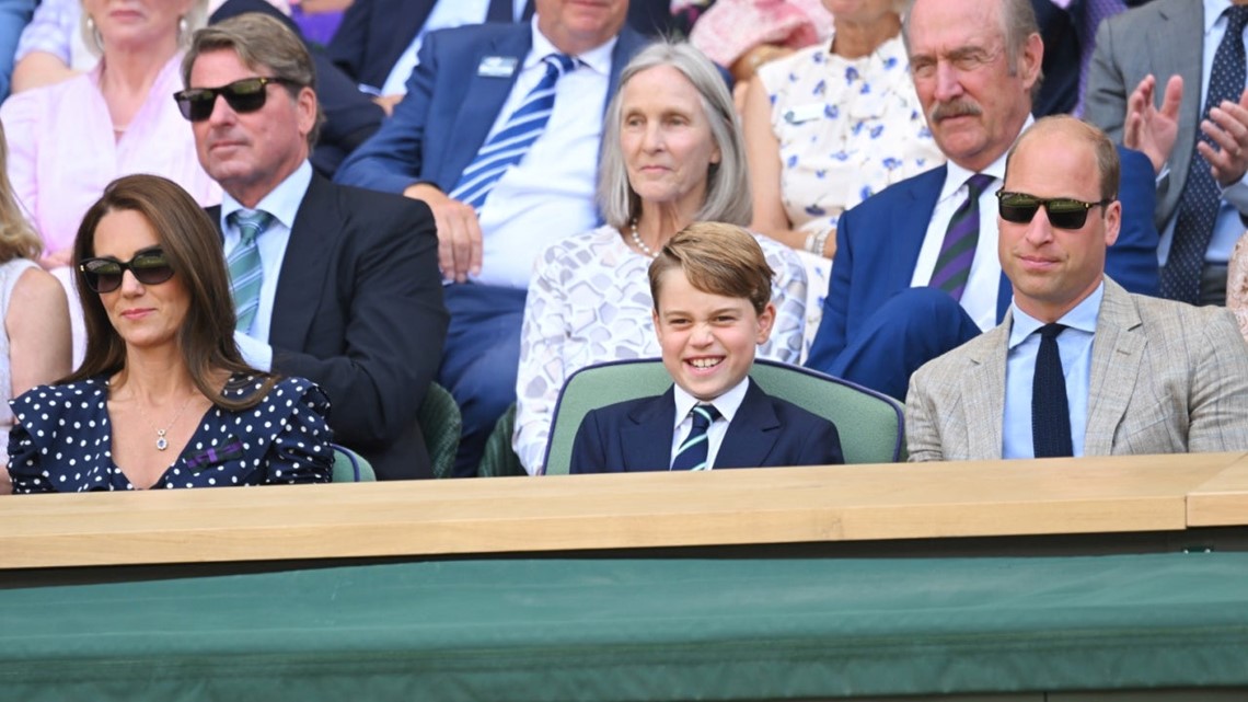 Princess Kate takes her seat in Royal Box at Wimbledon, right next