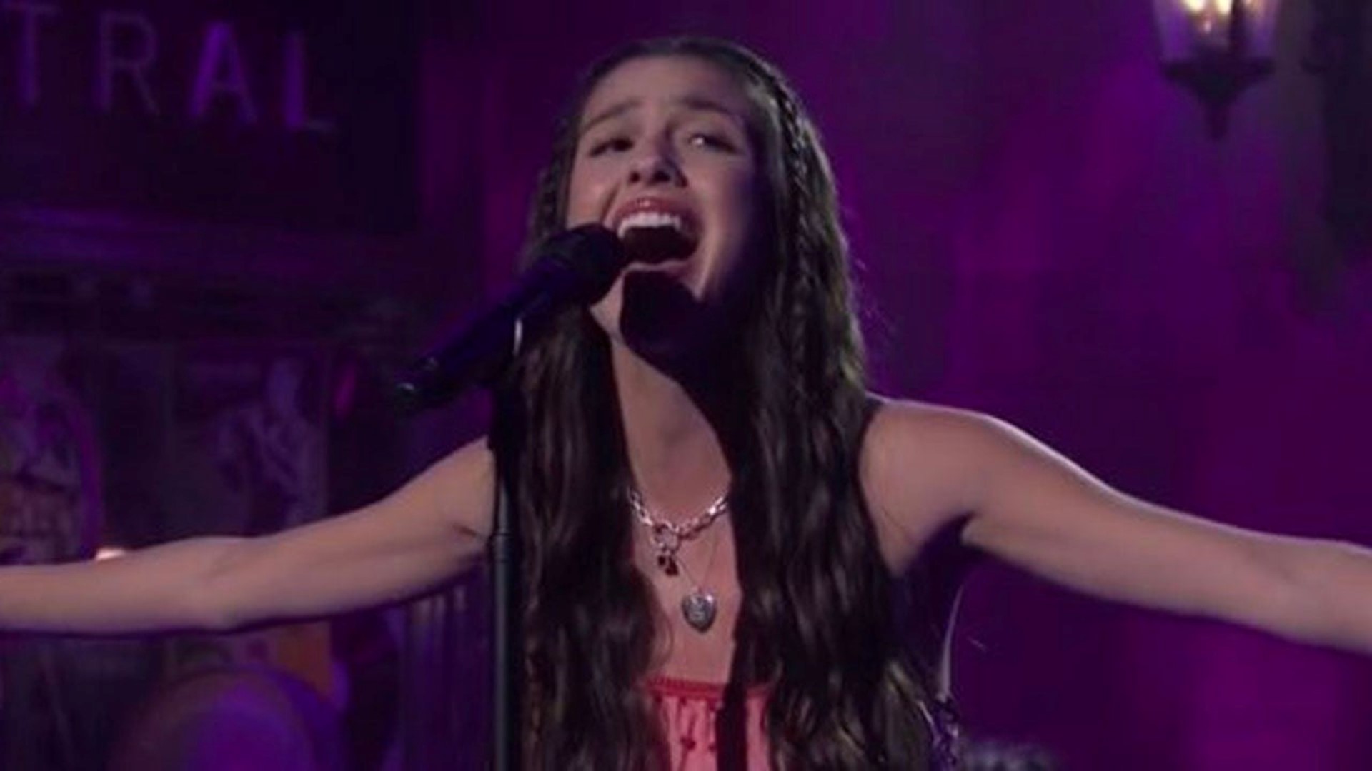 Olivia Rodrigo Wows Fans In Her 'Saturday Night Live' Debut With