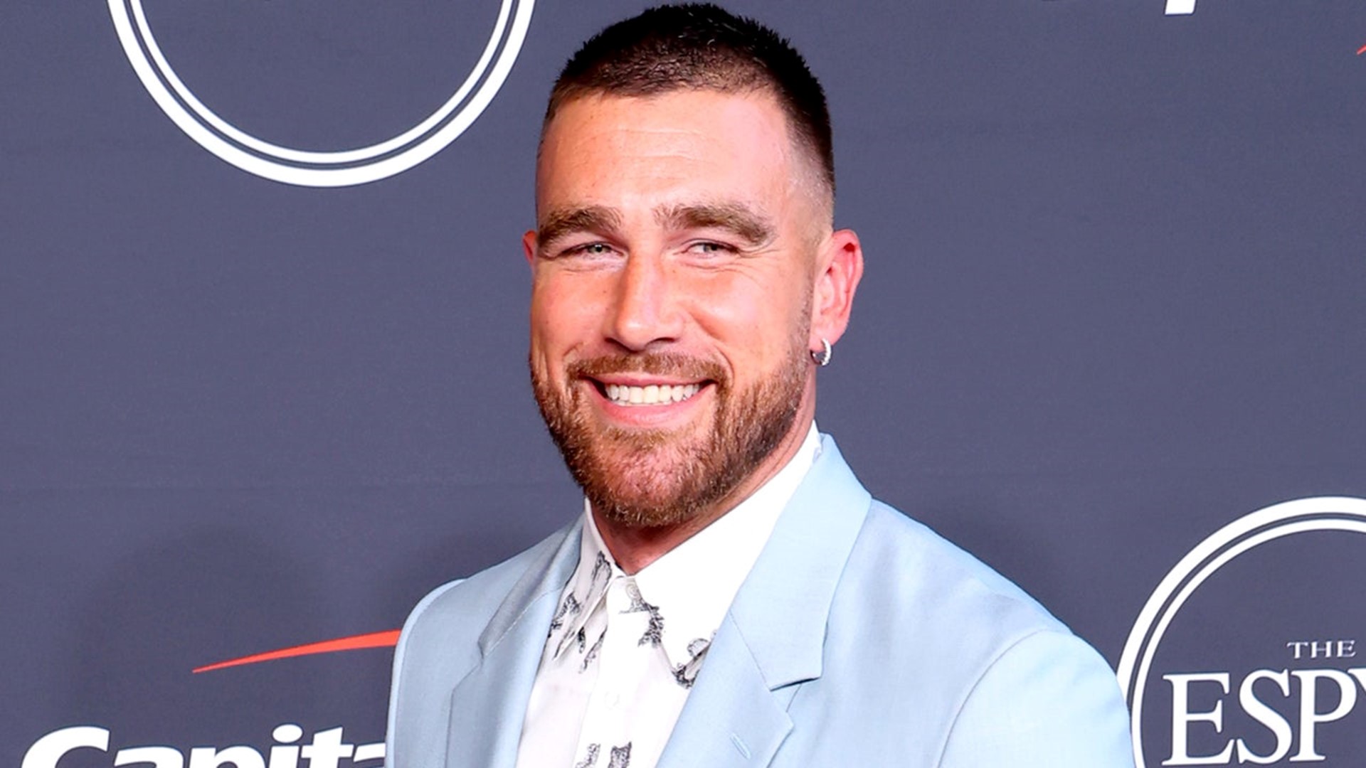 Travis Kelce Shows Off His Dance Moves During Charity Event With Women ...