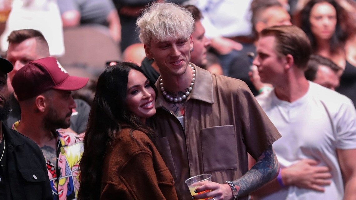 Megan Fox And Machine Gun Kelly Pack On The Pda At His Show In Florida Watch Wusa9 Com Megan Fox And Machine Gun Kelly Pack On The Pda At His Show In Florida Watch Wusa9 Com