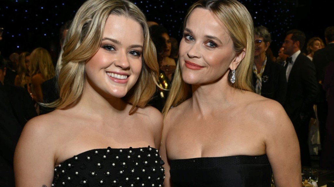 Reese Witherspoon And Lookalike Daughter Ava Step Out Together At 2024 