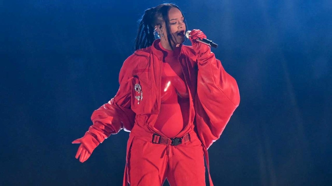 Pregnant Rihanna soars in Super Bowl halftime performance