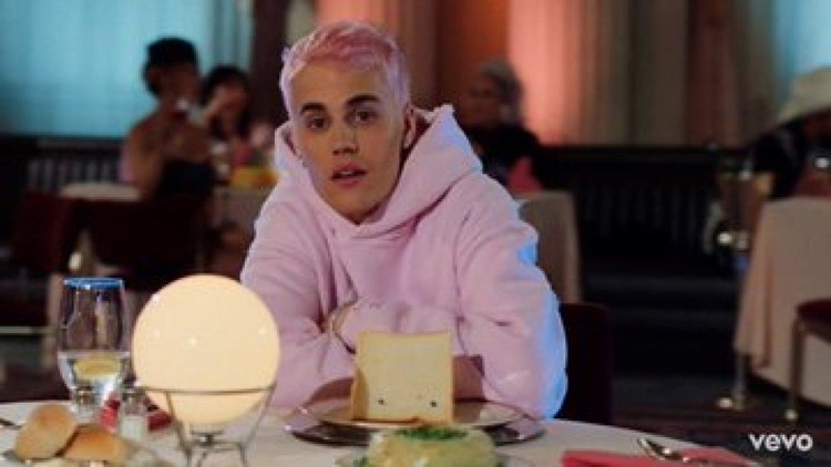 Justin Bieber Shows Off His Moves Treats Himself To Lavish Food In Yummy Music Video Wusa9 Com