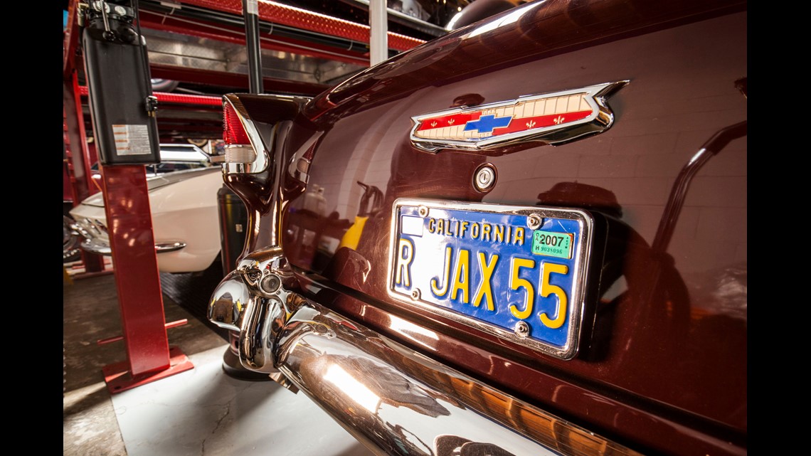 Reggie Jackson is auctioning off part of his car