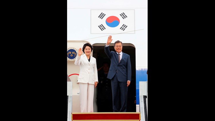 Foreign media arrive for North Korea nuclear test site closing