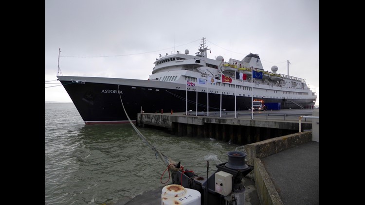 Photo Tour Inside Cruise Maritime Voyages Astoria The Ship That Hit The Andrea Doria Wusa9 Com
