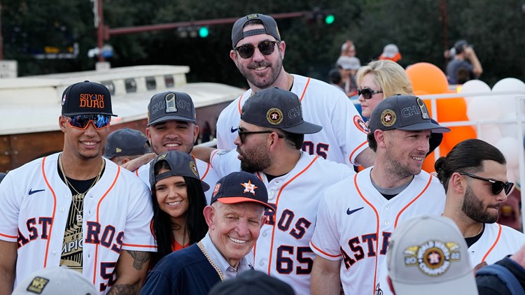 Astros victory parade: 'We want Houston' chants fill the streets