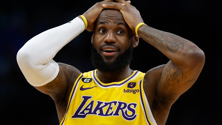 LeBron James, Lakers call out NBA officiating after no-call vs. Celtics