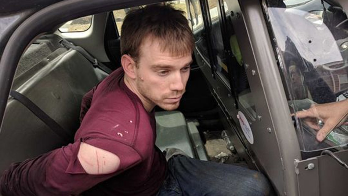 Waffle House shooting suspect Travis Reinking in custody, booked on $2 million bond | wusa9.com