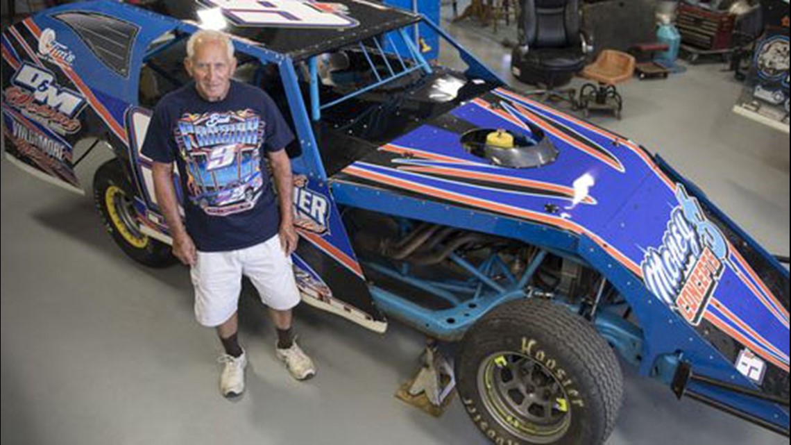 83-year-old man continues to take checkered flags after six decades of ...