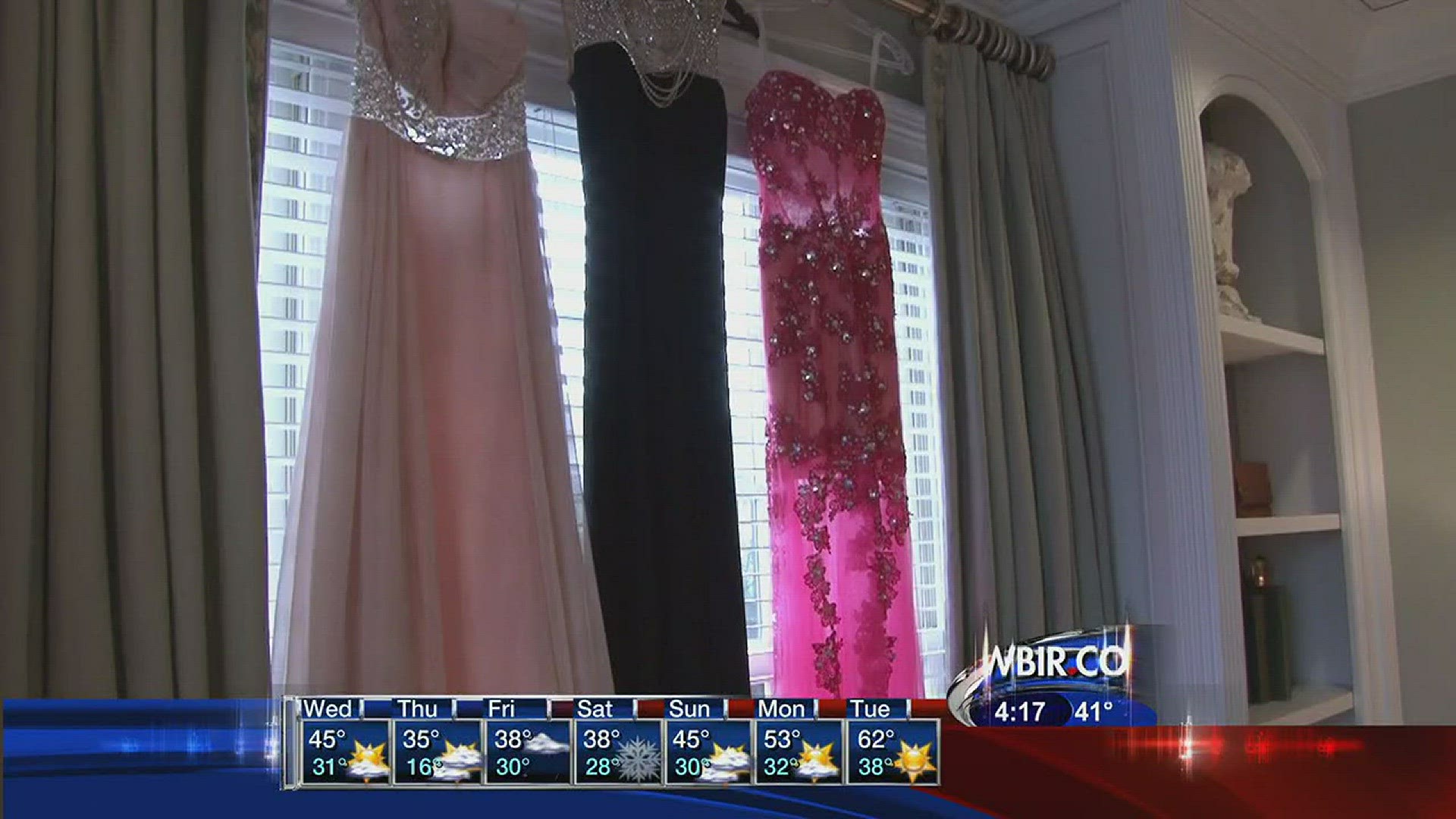 Alpha Chi Omega at the University of Tennessee is raising funds for the YWCA.