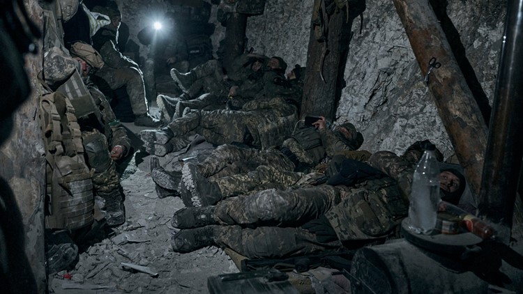 Ukraine unyielding in Bakhmut as Russian troops close in