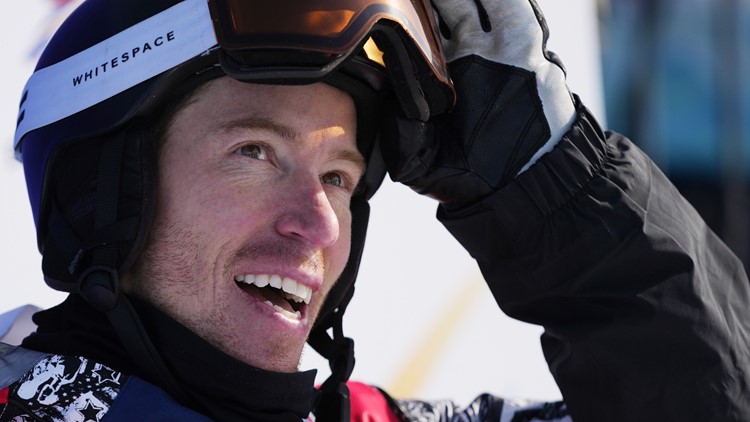 The GOAT is at the Super Bowl: Shaun White posts selfie from the field