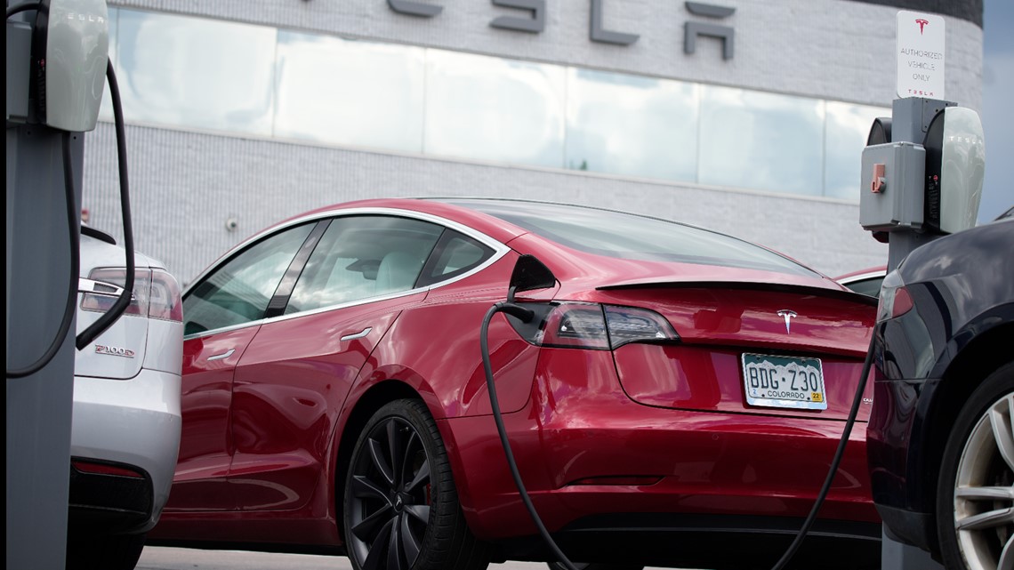 Tesla increases prices for cars by up to 6,000
