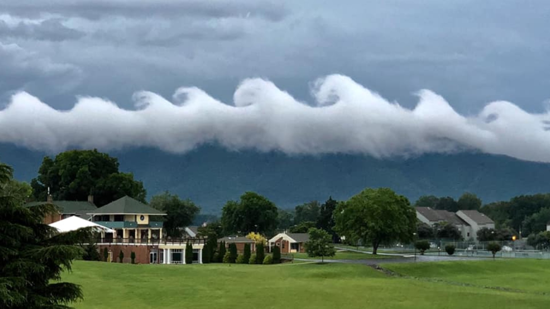 These wave clouds are leaving the nation stunned Here's what they are, and how they form.