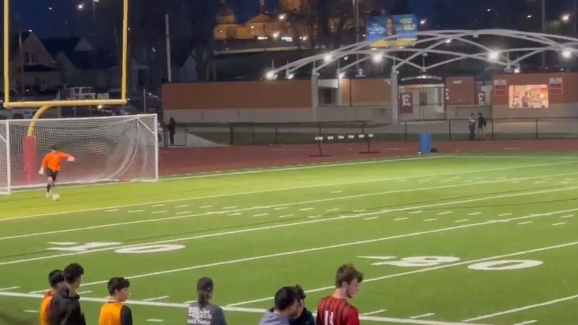 Iowa high school soccer goalie scores goal on long kick - Vimarsana News