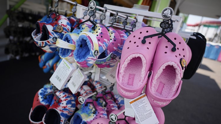Medical workers can win free Crocs, scrubs this week