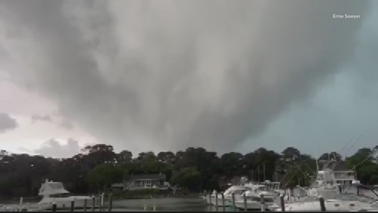 Tornado hits Virginia Beach, sparking state of emergency