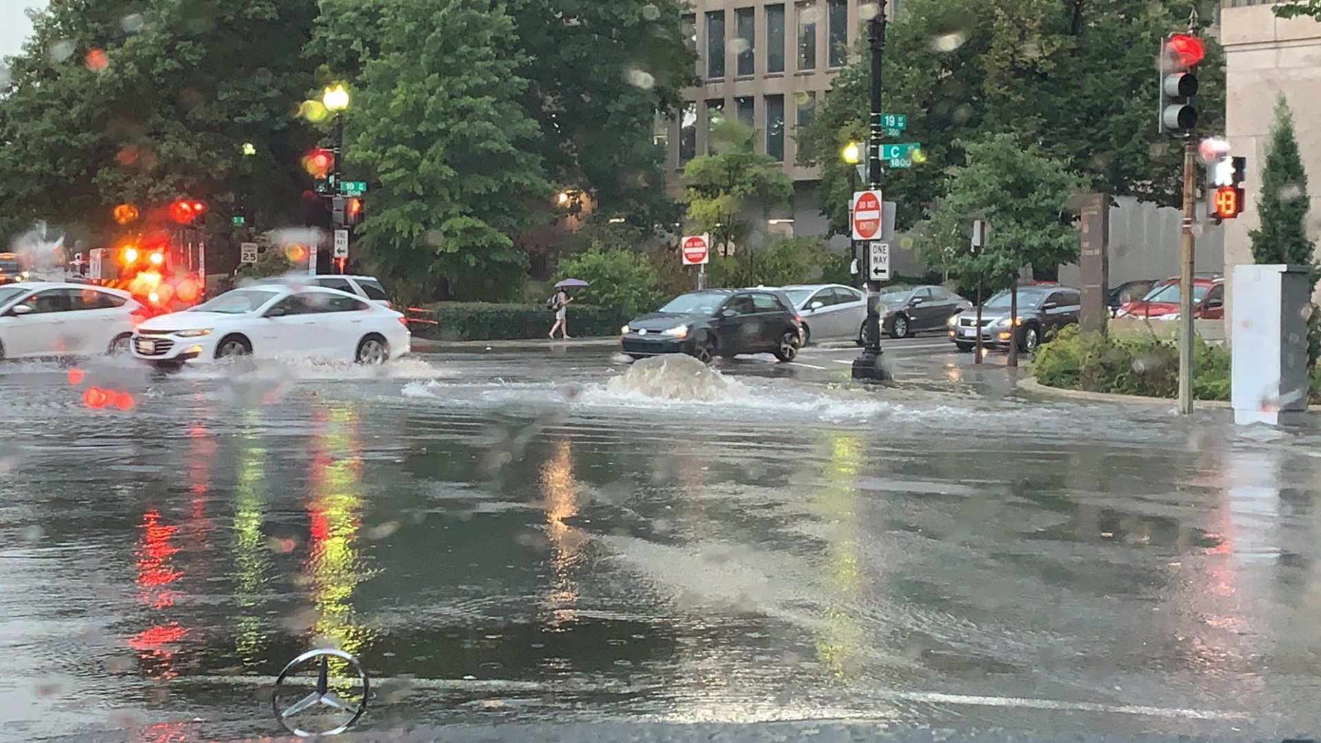 Power outages, downed trees after severe storms in DMV | wusa9.com