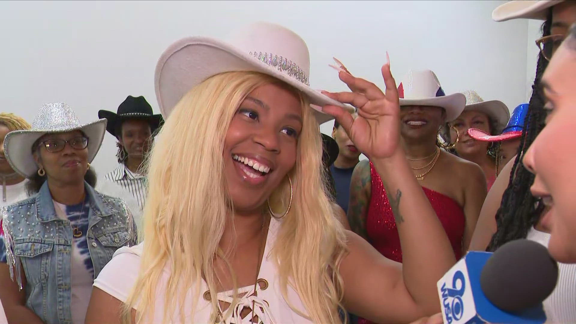 Are you ready to learn how to line dance?