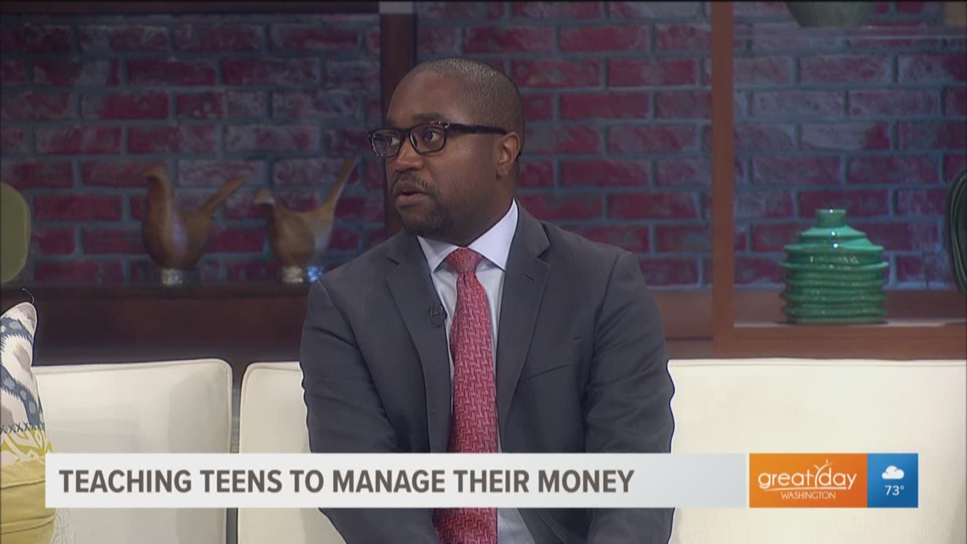 Roy Paul, executive director of Cents Ability shares the top tips for parents to teach their teens how to manage their money.