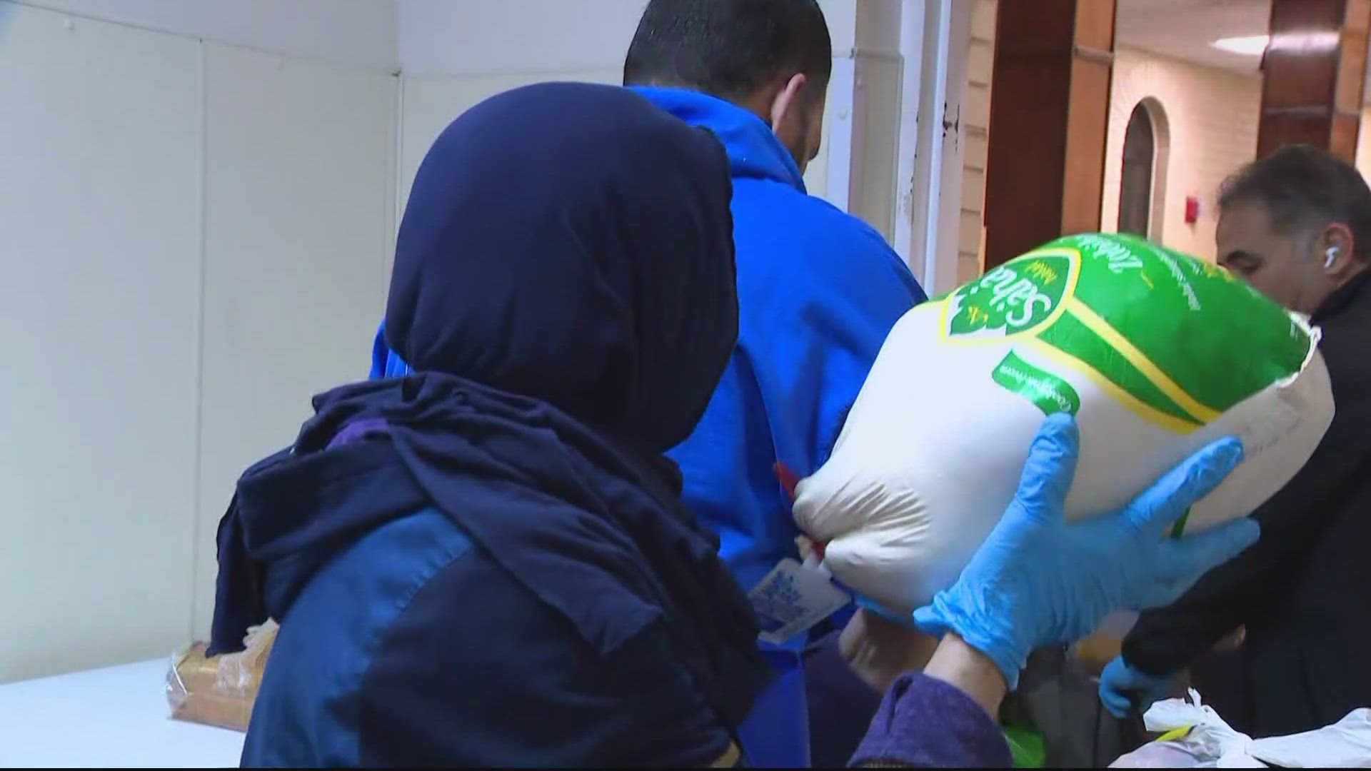 Islamic Relief USA is distributing 26,000 turkey nationwide.