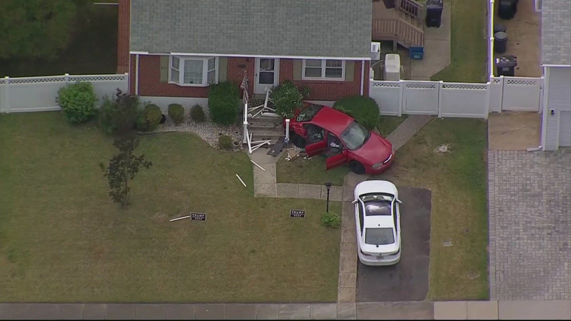 Police investigate double shooting in Woodbridge, Virginia