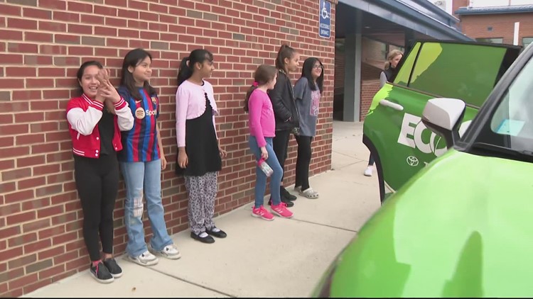 ECO9 visits Garfield Elementary School in Springfield
