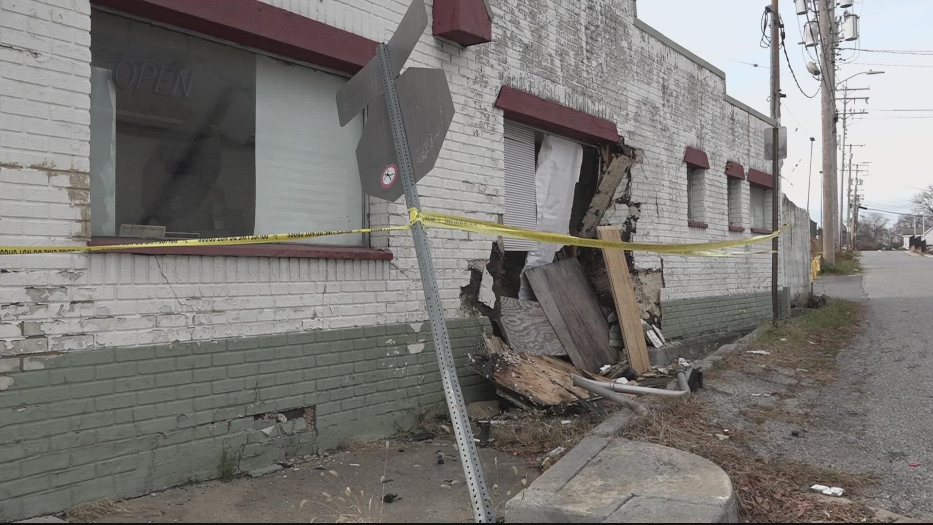 A car slammed into Laurel Tavern Donuts last week. Now the community is stepping up to help the business rebuild.