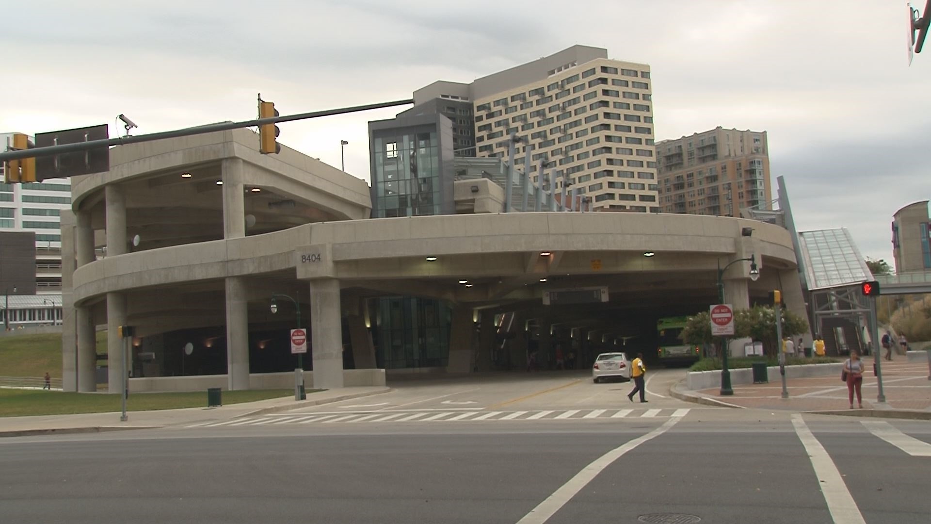 Spring Time Author Silver Spring Transit Center opens | wusa9.com