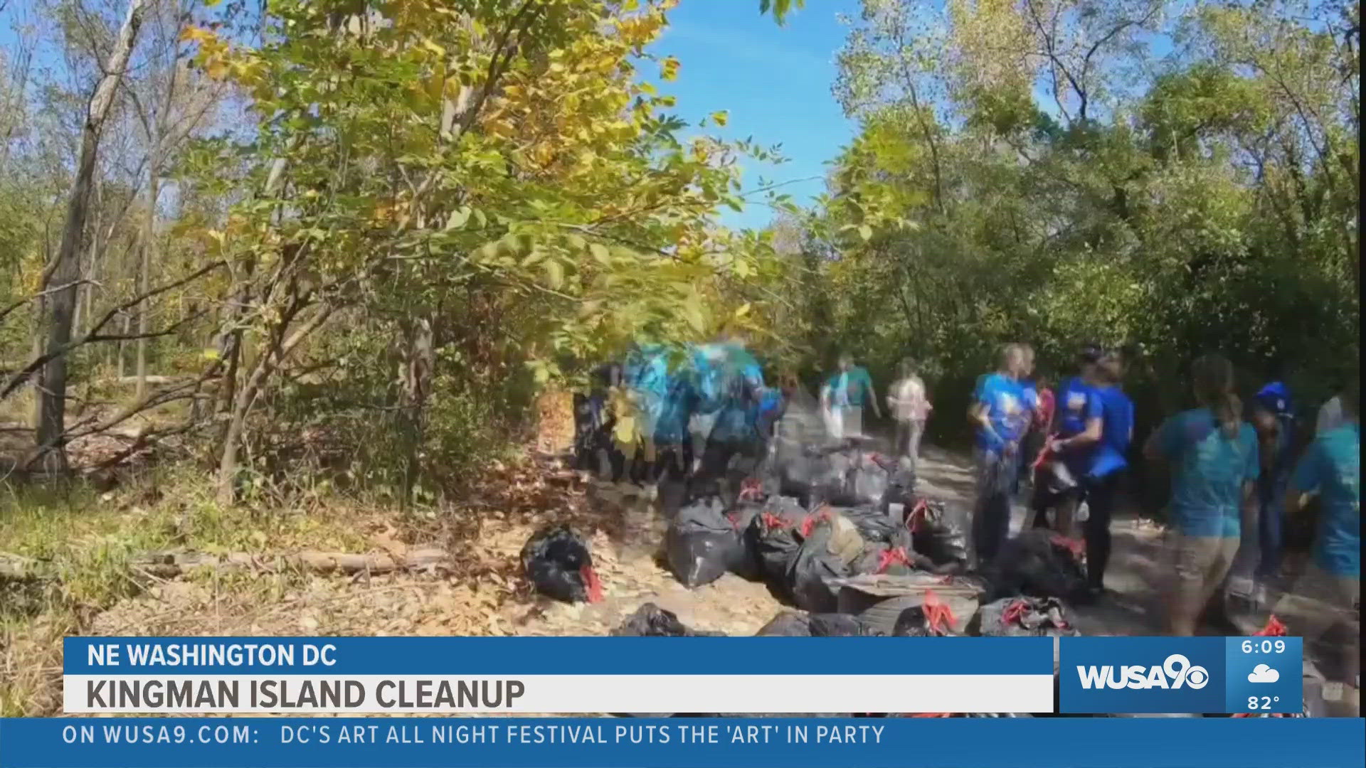 On World Rivers Day, as part of Ocean Conservancy’s International Coastal Cleanup, 287 volunteers say they removed 2,009 pounds of trash along the Anacostia River.