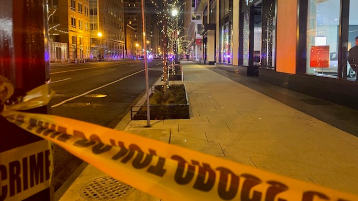 Man killed in Chinatown, suspect injured in shooting with police